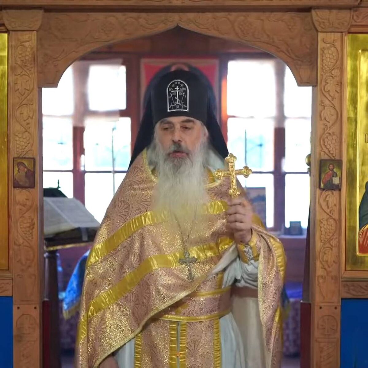 Cхиигумен Гавриил. Кадр: Во имя Святого ИОАННА КРОНШТАДТСКОГО! / YouTube