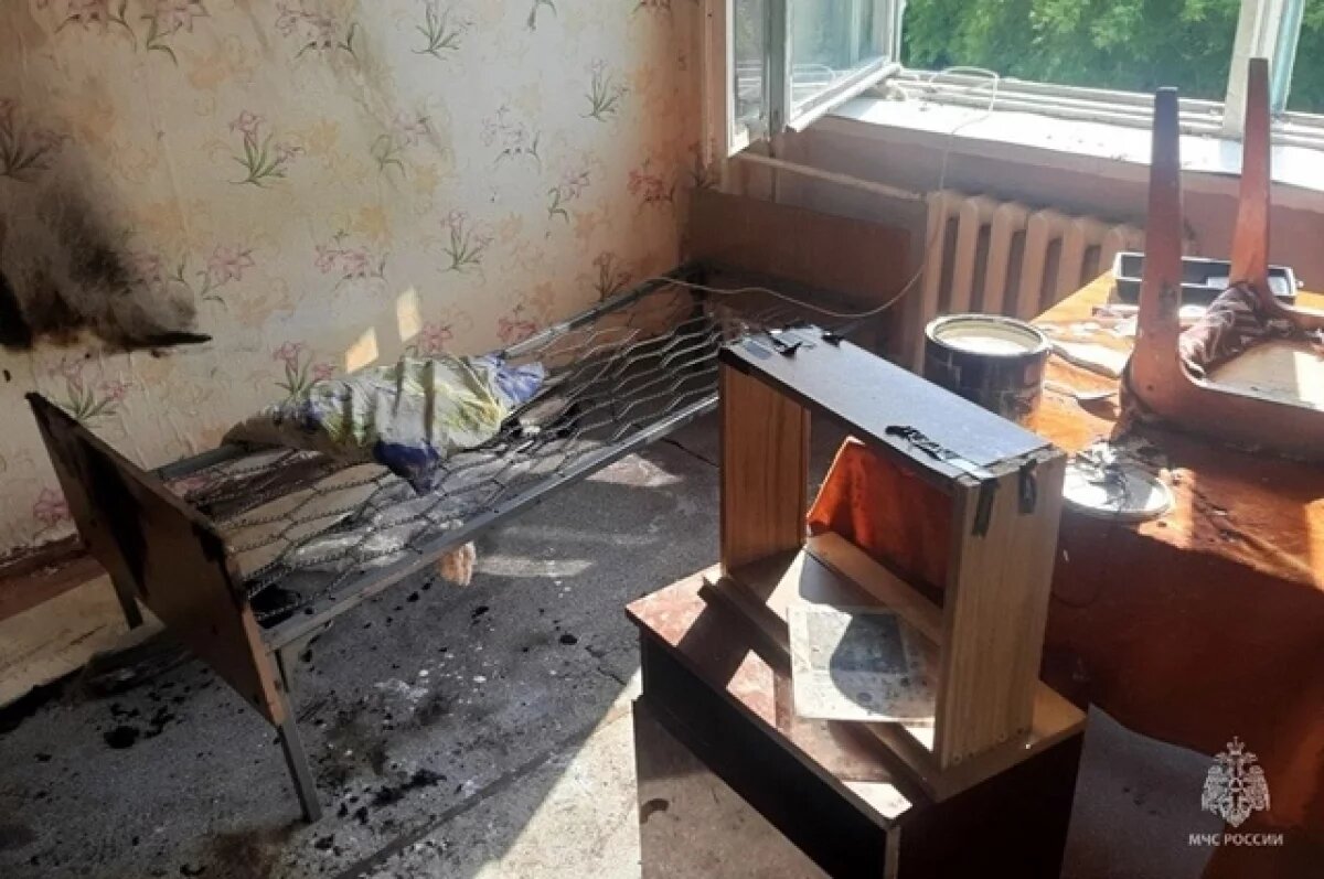    На Южном Урале студенты чуть не спалили общежитие при покраске батареи