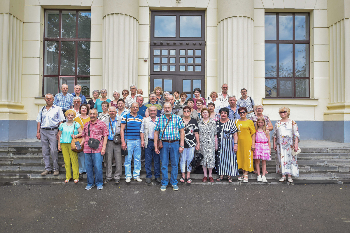 Выпускники ХТФ 1975 г. встретились в альма-матер. Июнь 2025 г. 