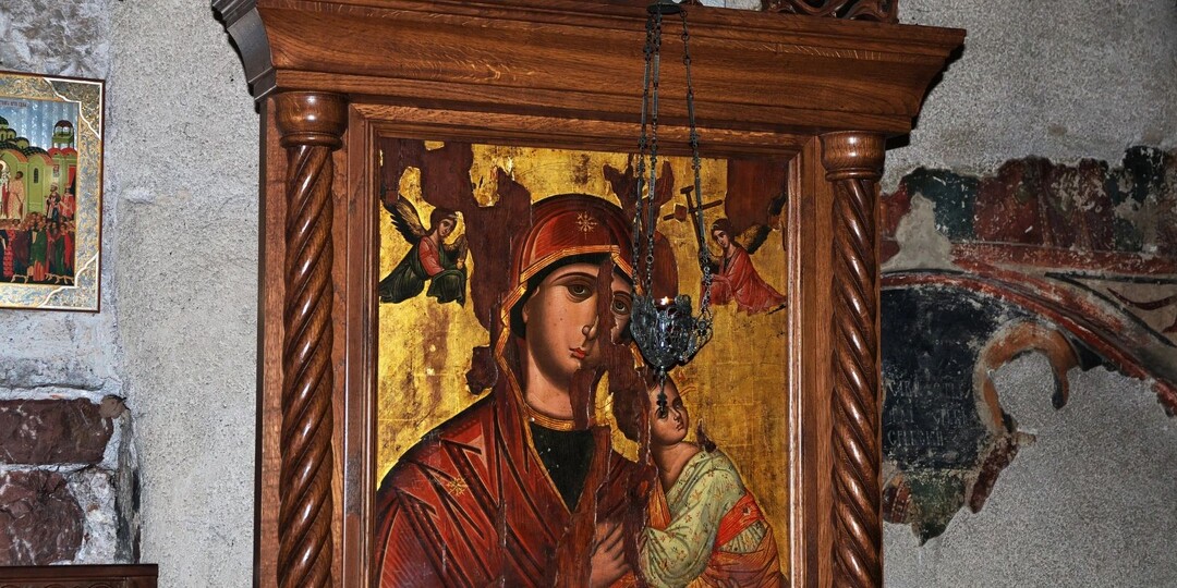 Икона Божией Матери «Споручница грешных»: помощь болящим и отверженным