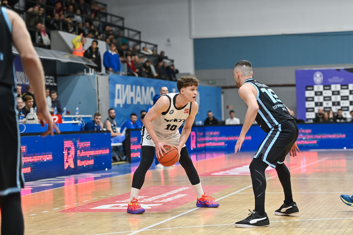 Александр Ершов в игре против «Динамо»