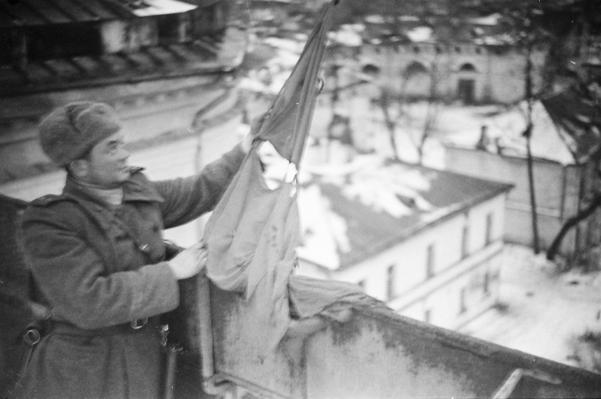 Иван Свиридюк. 24 января 1944. Фото предоставлено Центральным государственным архивом кинофотофонодокументов Санкт-Петербурга