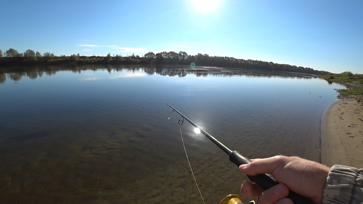 Заставка к видео "Одна такая щука — и рыбалка удалась !"