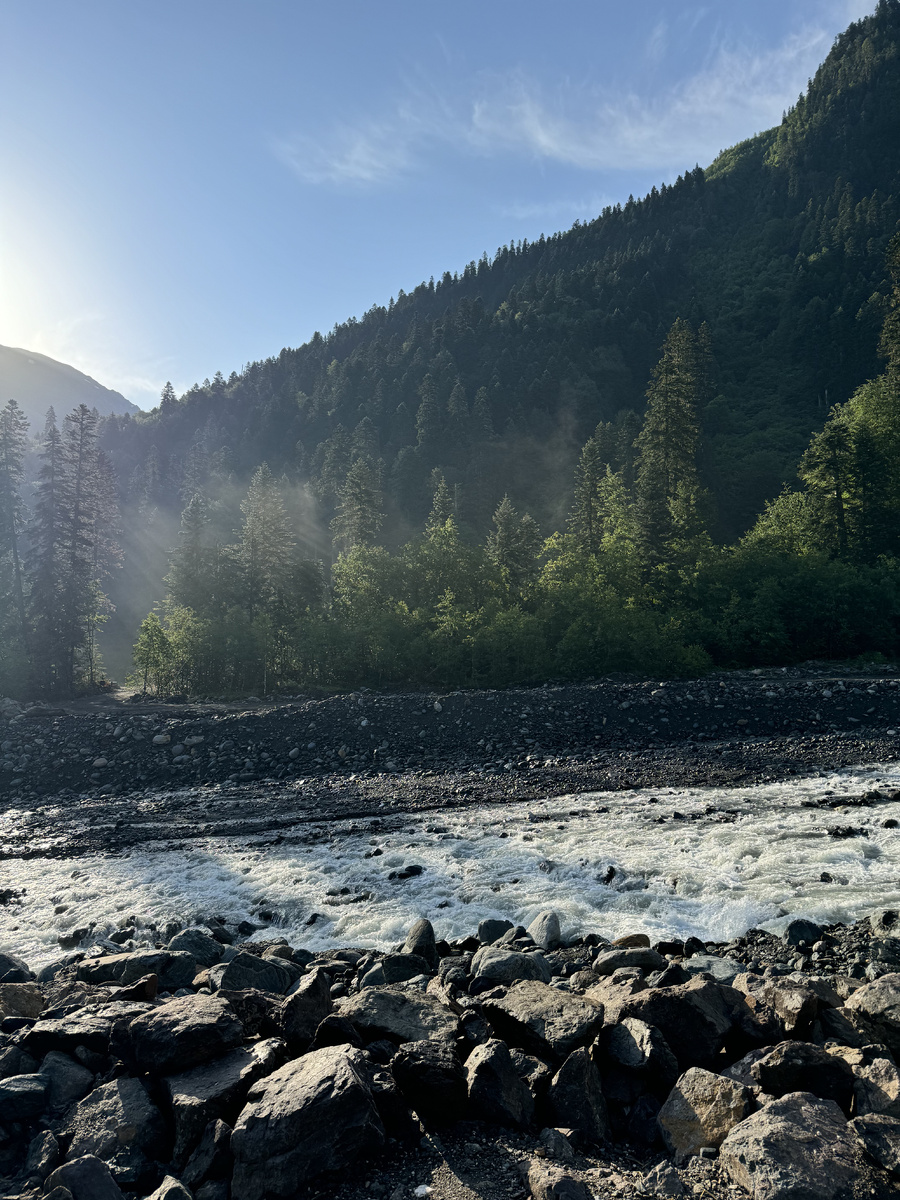 Домбай, река Аманауз