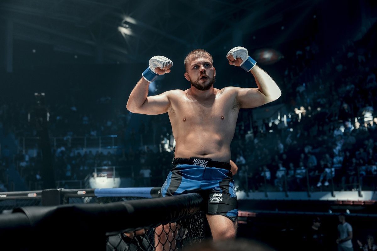     Александр Грозин