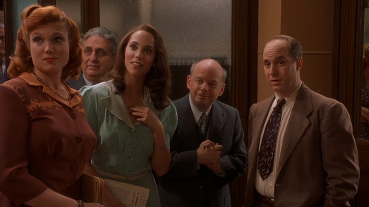 Кадр из фильма «Проклятие нефритового скорпиона» (2001)