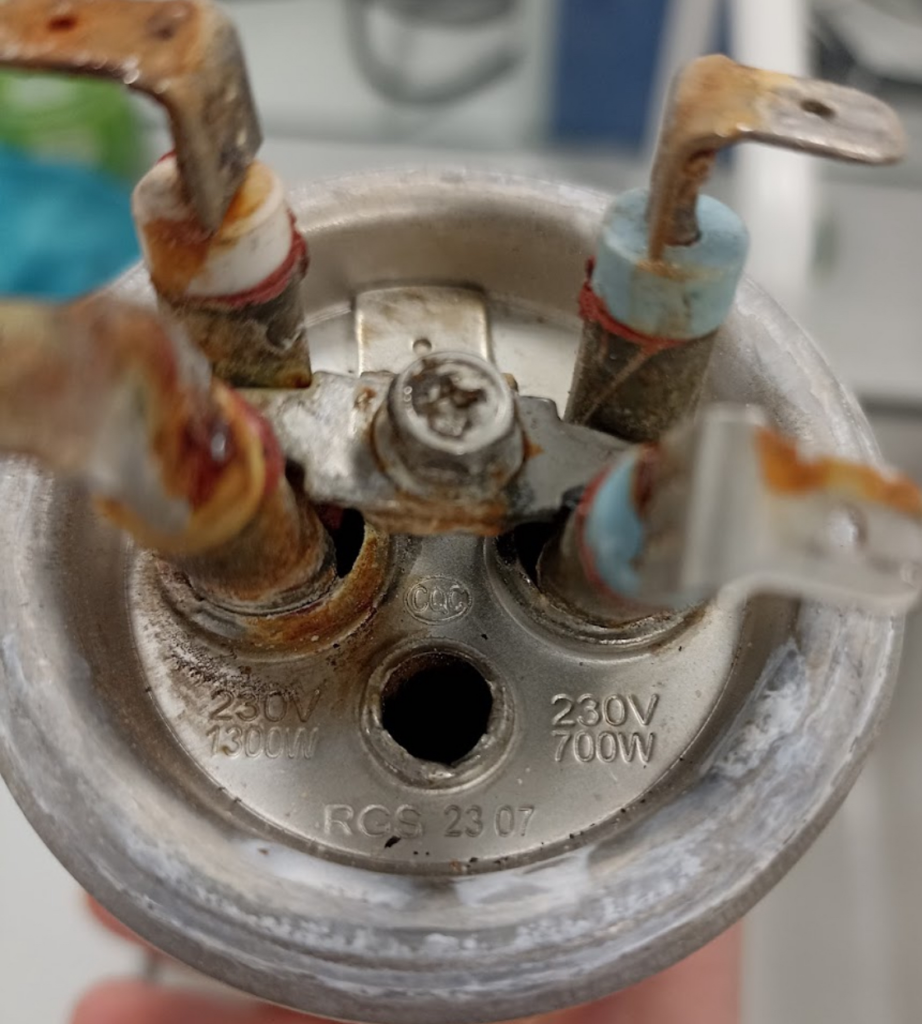    Тэн 64мм. в сборе, нерж. под анод М4 для электронагревателя Zanussi ZWH/S 80 Artendo Dry.Мощность: 2000Вт (700 Вт + 1300 Вт), Длина: 480мм, Диаметр фланца: 64мм admin