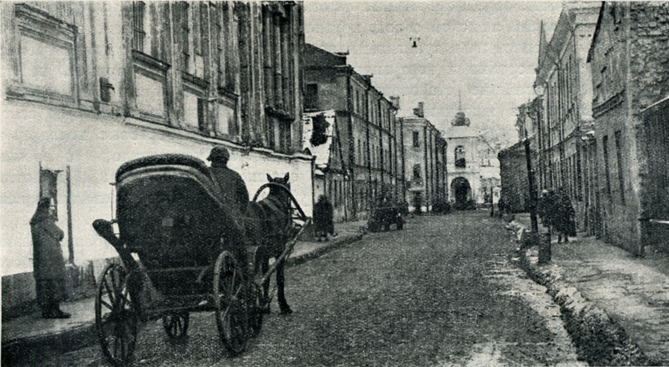 Мокринский переулок, 1910-е годы. Справа - дом Шушманова. Источник изображения https://pastvu.com