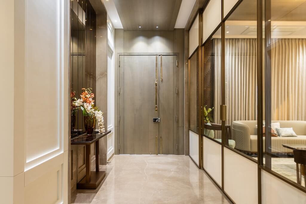 Источник изображения - https://amazingarchitecture.com/storage/files/1742/architecture-projects/rainbow-designers-associates/arora-house/arora-house-indore-rainbow-designers-associates-3.jpg