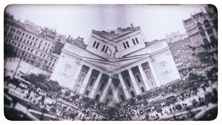 кадр из д/ф "Человек с киноаппаратом"