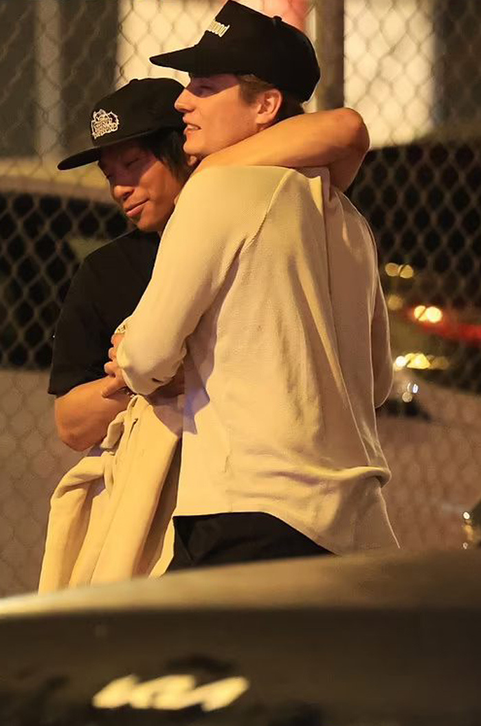    Пакс казался пьяным после вечеринки с друзьямиСоцсети