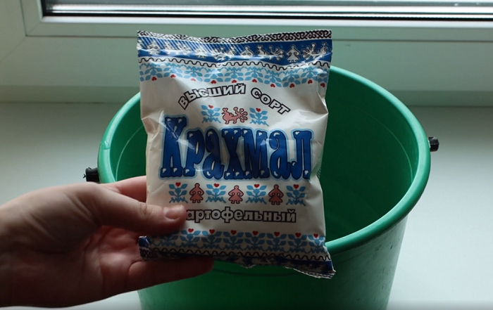 Крахмал – секретный ингредиент для мытья окон. / Фото: dzen.ru