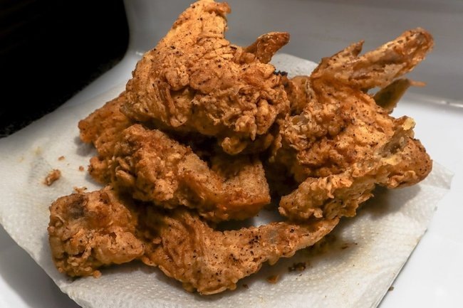    жаренные курица крылышки во фритюре