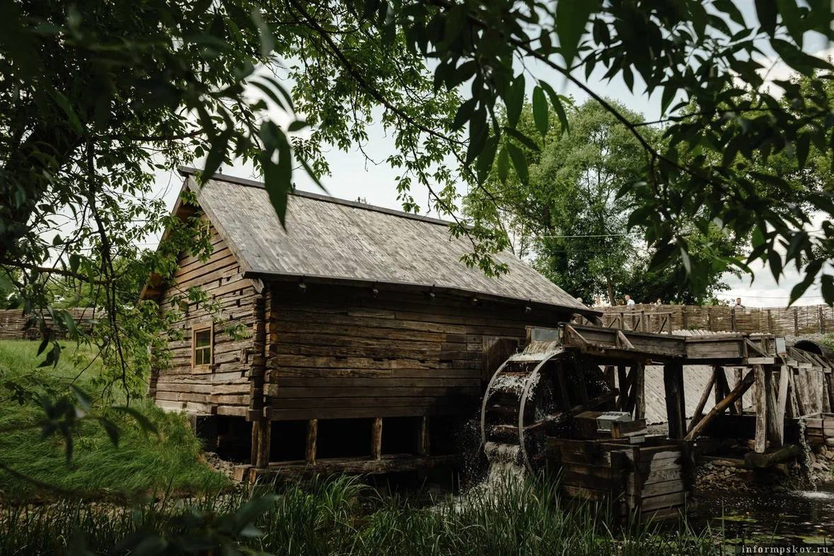 Фото здесь и далее из телеграм-канала Александра Хинштейна