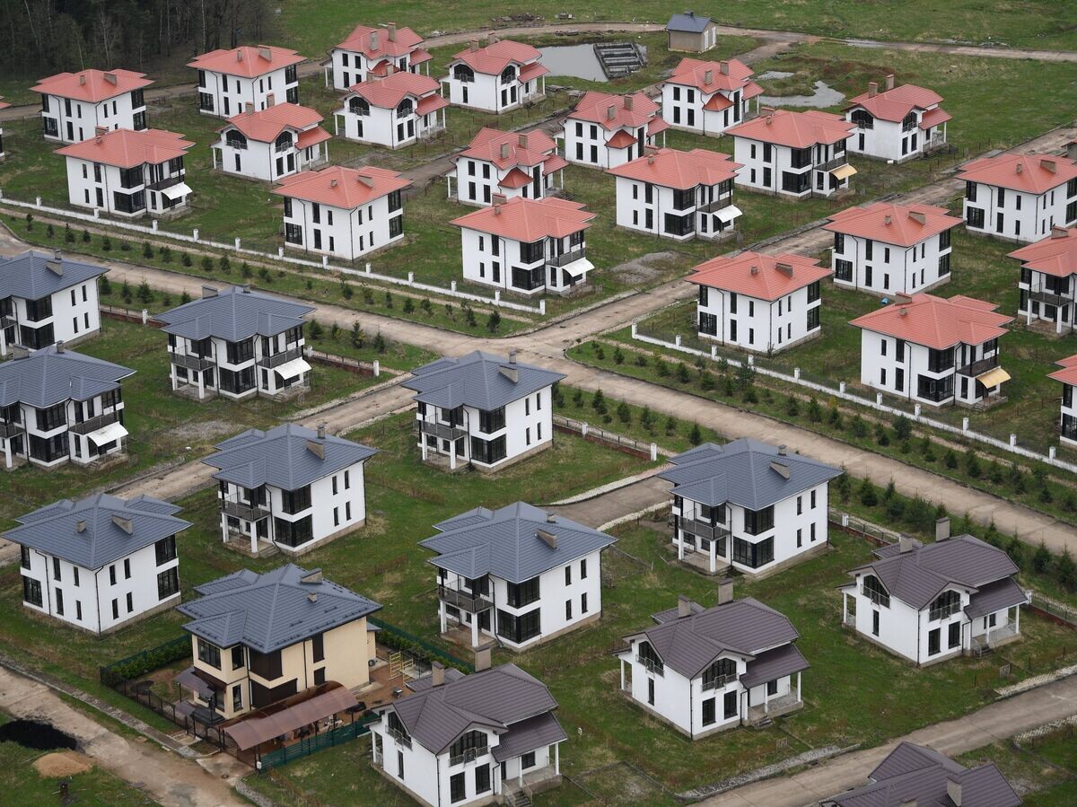    Коттеджный поселок© РИА Новости . Павел Бедняков