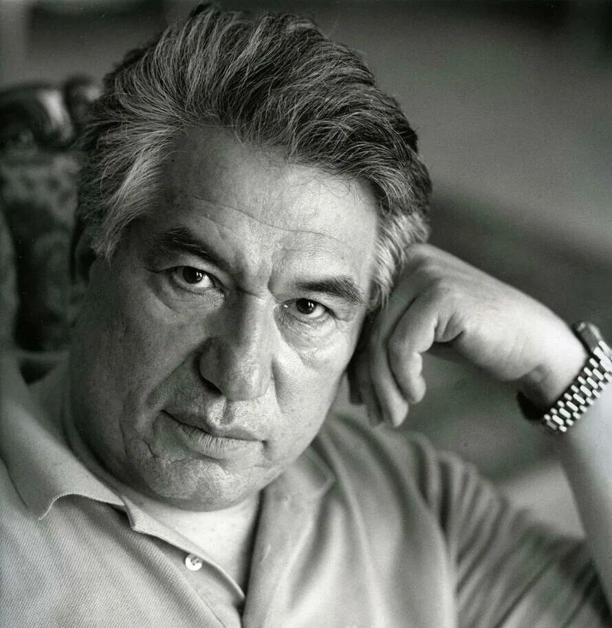 Чингиз Айтматов