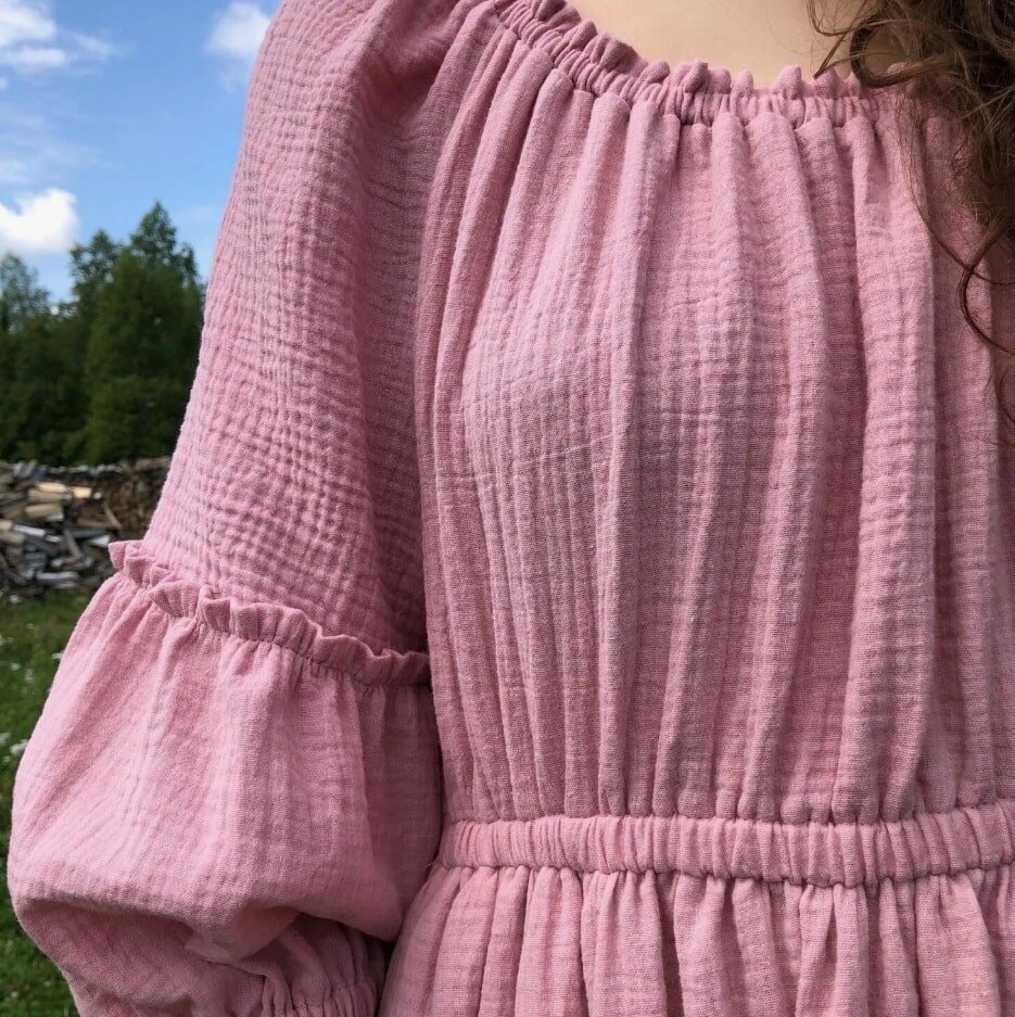 Пример платья из муслина. Фото взяо с сервиса Яндекс Картинки