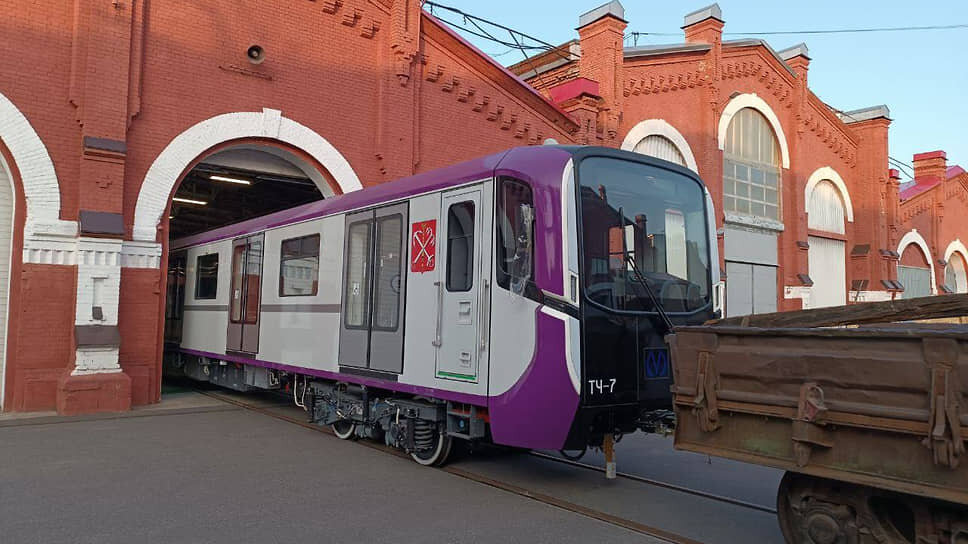 Новый состав «Балтийца» для пятой линии петербургского метро.📷Фото: Telegram-канал «Метро.Повседневности»