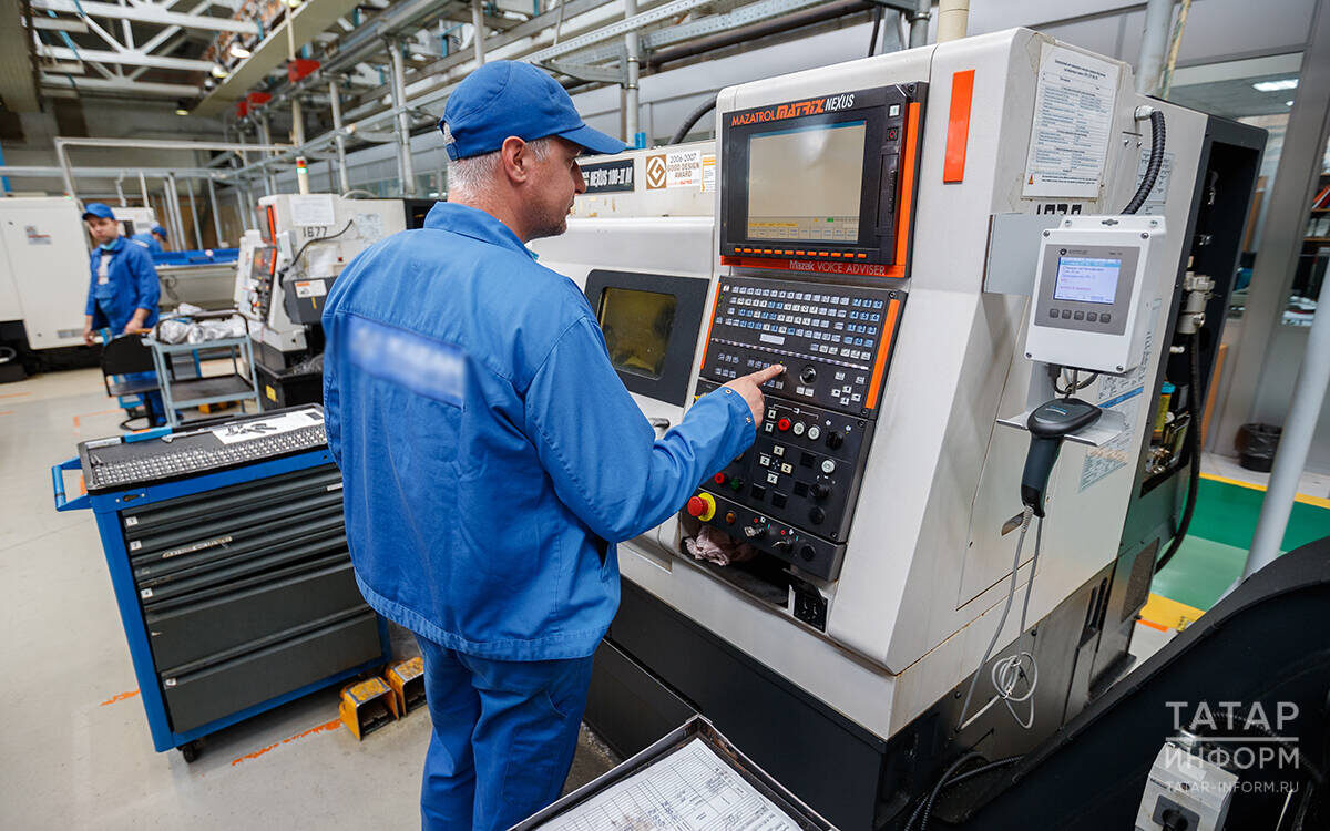 Промышленное производство в Татарстане в этом году продолжает набирать оборотыФото: © Владимир Васильев / «Татар-информ»