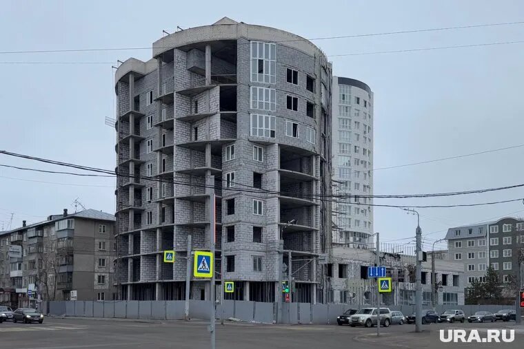 Чиновники хотят изъять у бизнесмена Бабочкина долгострой, чтобы продать на торгах. Фото: Екатерина Сычкова © URA.RU