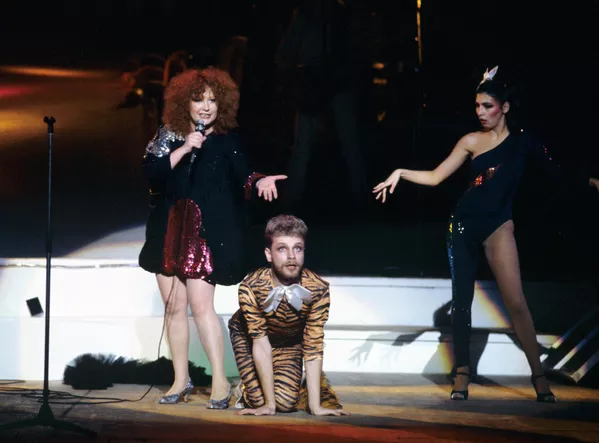 Во время выступления с трио «Экспрессия» Бориса Моисеева, 1985 год