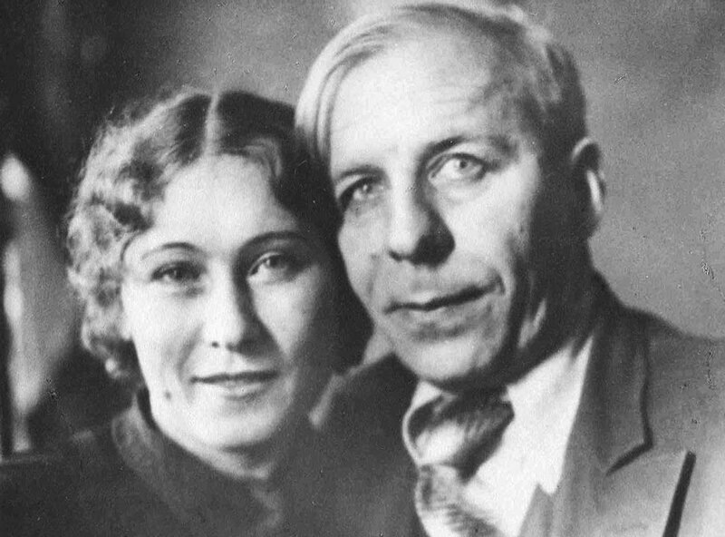 с мужем Николаем Асеевым