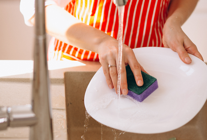 Вред губок для мытья посуды