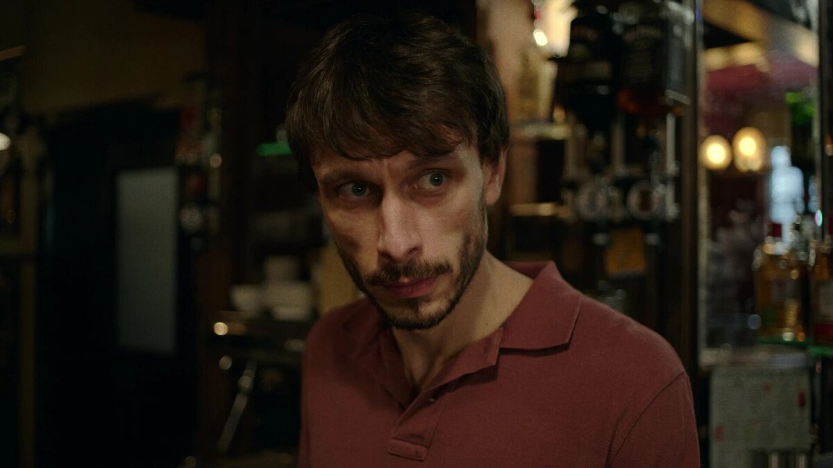 Кадр из мини-сериала "Олененок" 