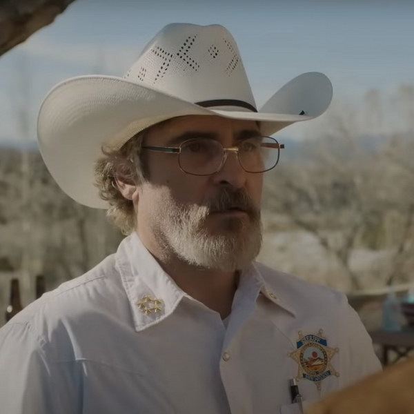     Педро Паскаль и Хоакин Феникс устраивают войну на фоне пандемии в трейлере «Эддингтона»