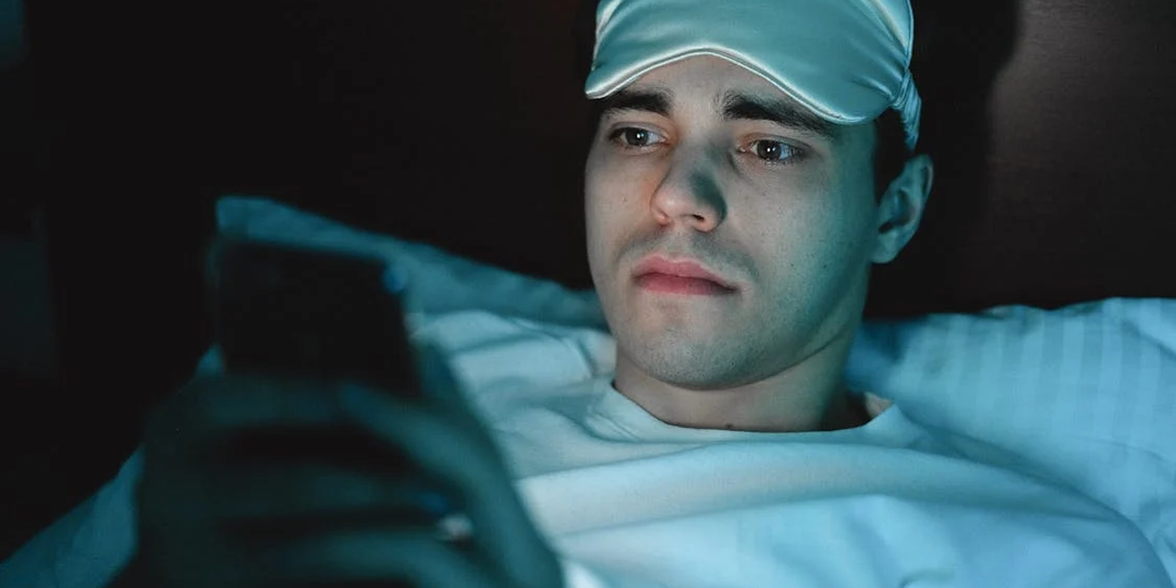 Как я решаю проблемы со сном: личный опыт с умной подушкой и приложением для сна