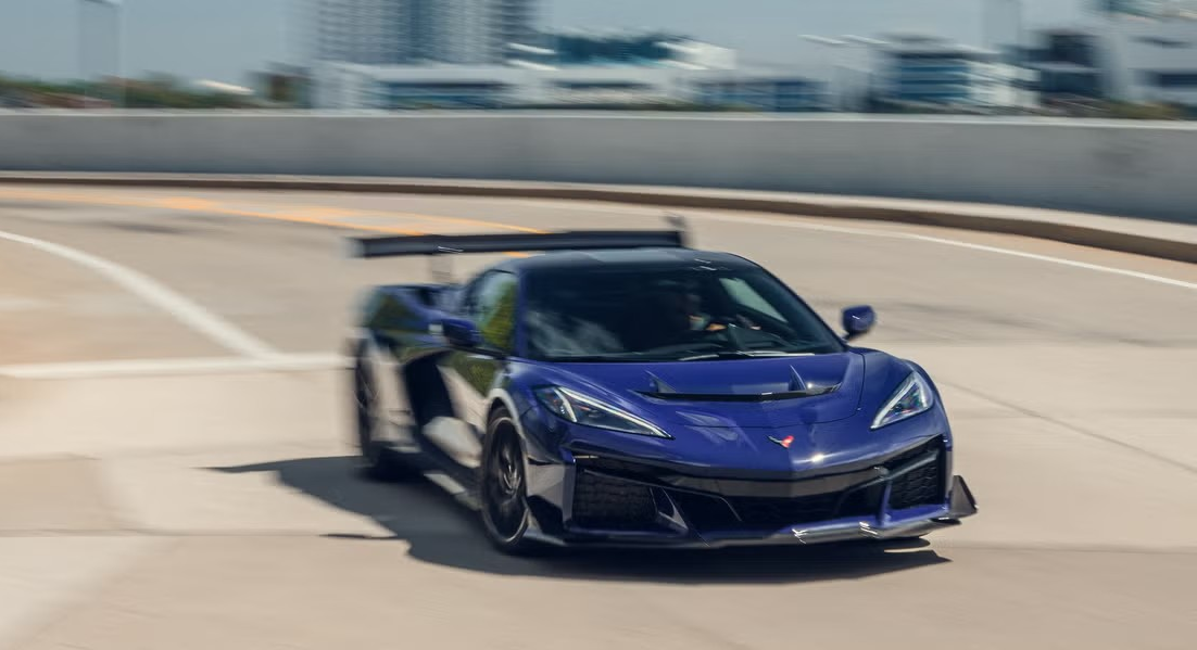 Chevrolet Corvette ZR1 2025 года