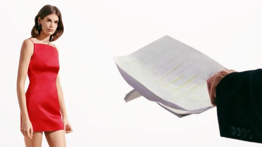    Сара Бертон показала кадры кампании дебютной коллекции для Givenchy (фото 2)