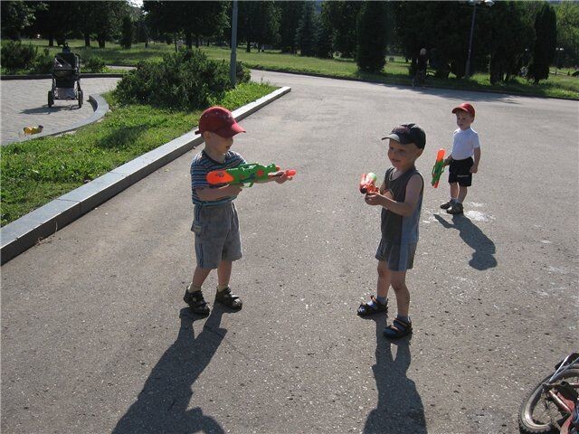 А дедушка подарил