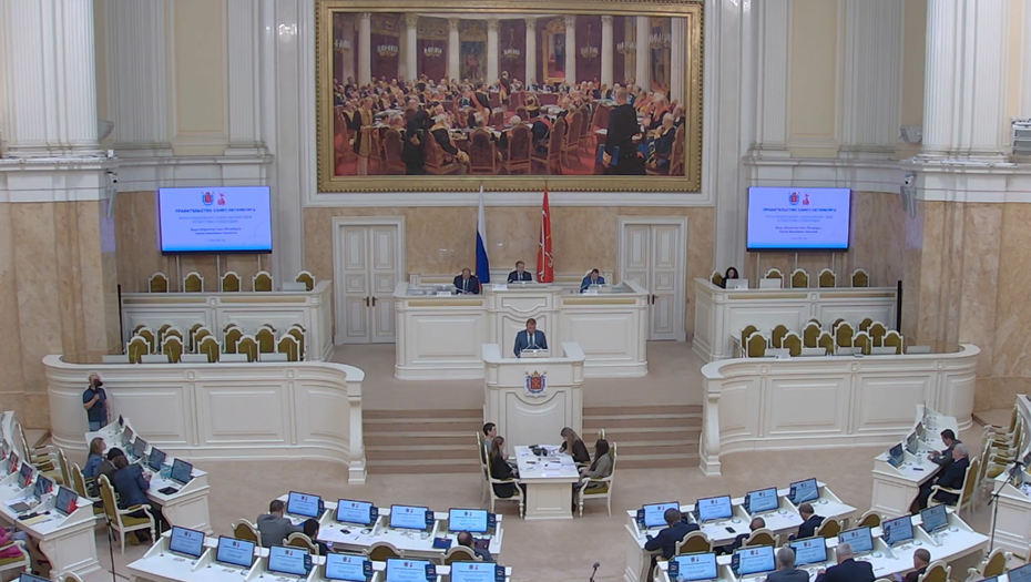    Автор фото: скриншот видеотрансляции заседания Законодательного собрания Петербурга