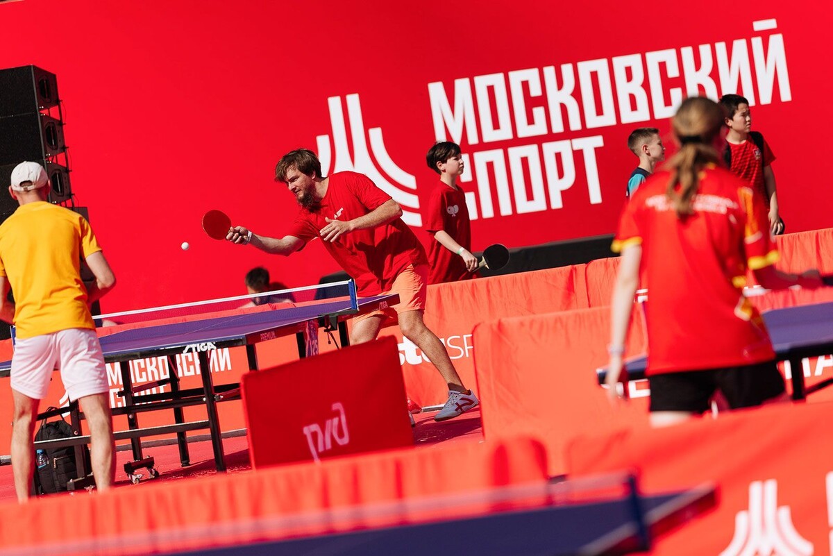    Мировой рекорд участников побит на фестивале настольного тенниса в Москве