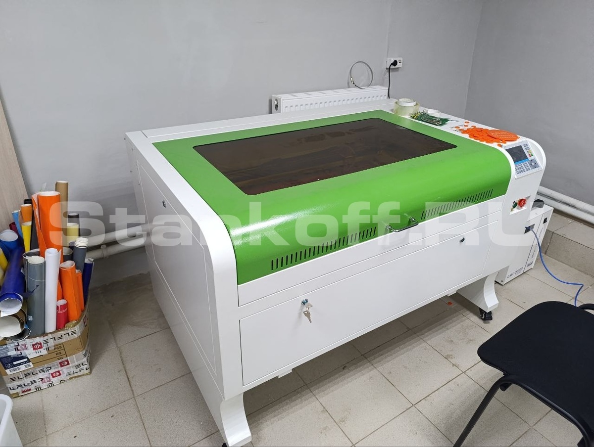  Лазерно-гравировальный станок с ЧПУ WoodTec WL 9060 100W ECO

