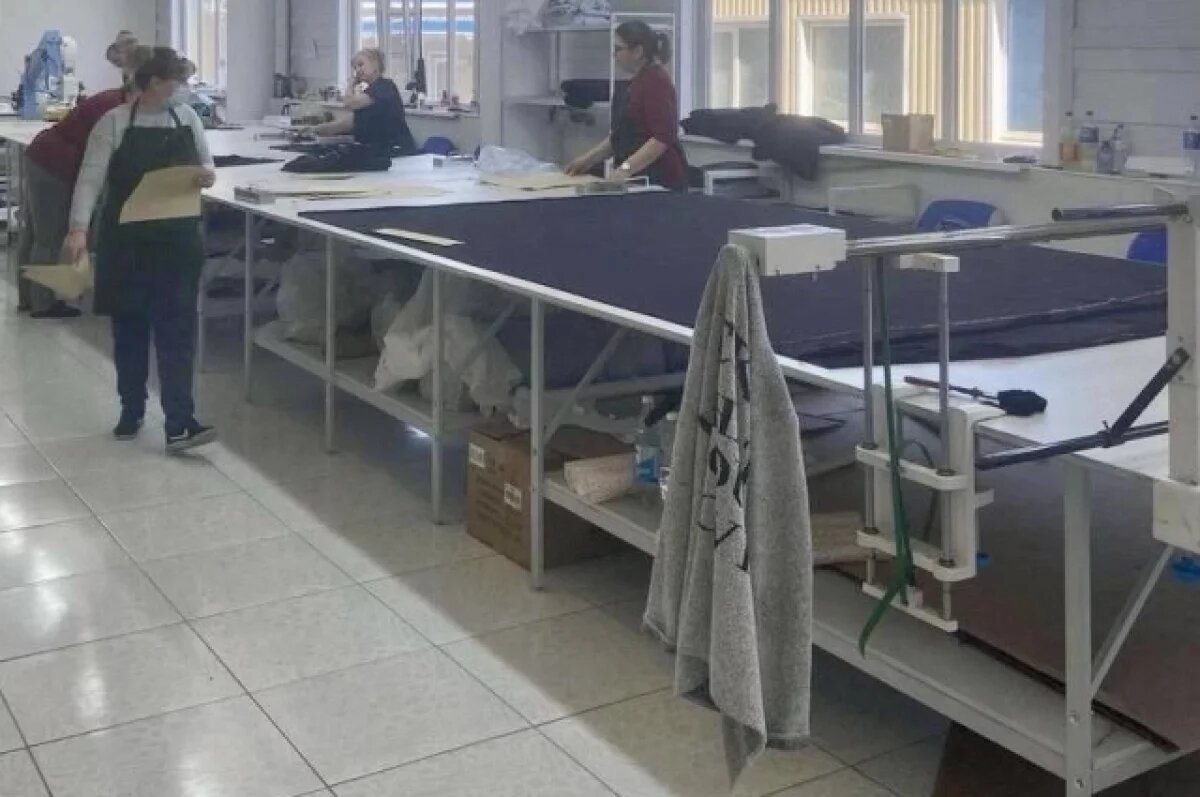    В Минводах работникам швейной фабрики выплатили долг по зарплате в 10 млн