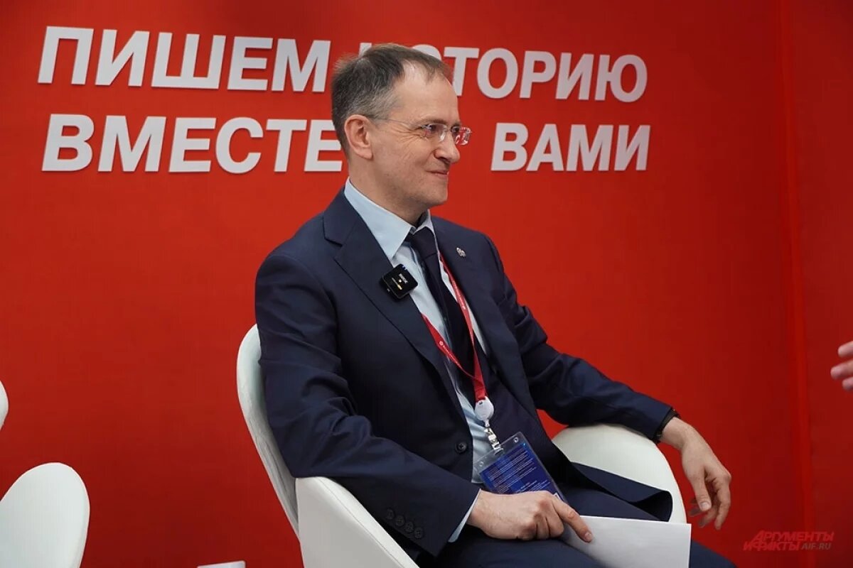    Мединский после слов Рютте об Украине предложил отправить ему учебник