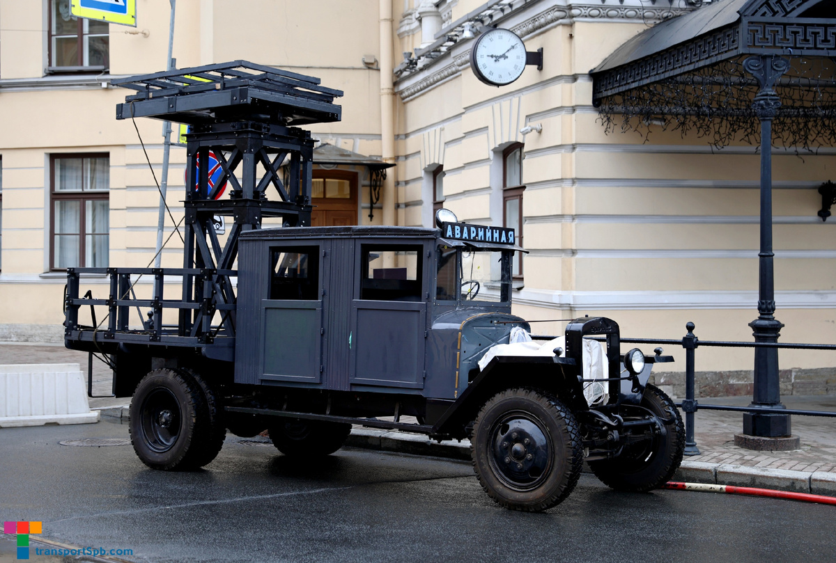 УралЗиС-5М: фото на фестивале ТранспортФест