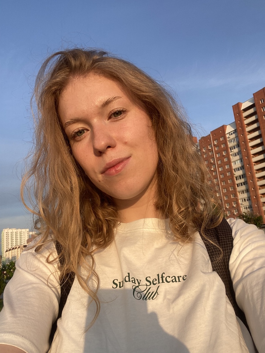 Кстати, я лично совсем недавно обнаружила, что у меня кудрявый волос, и начала активно этим пользоваться 🥰