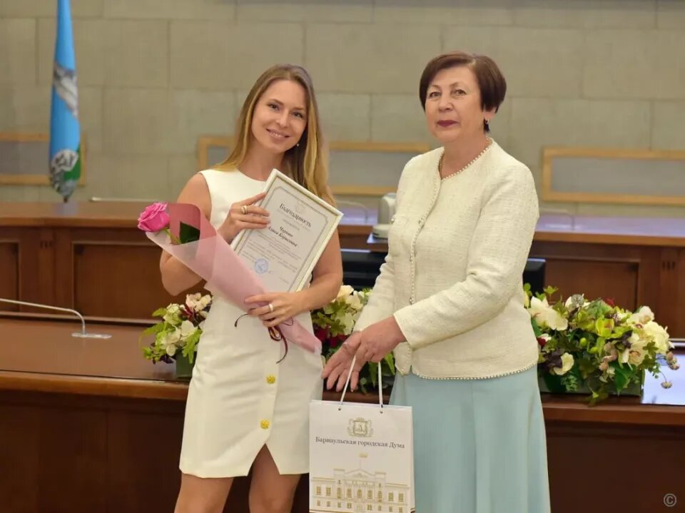    Награждение медработников в Барнауле. Источник: Barnaul.org