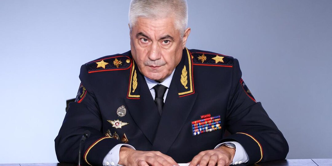 Колокольцев призвал к высылке «бесполезных» мигрантов из России