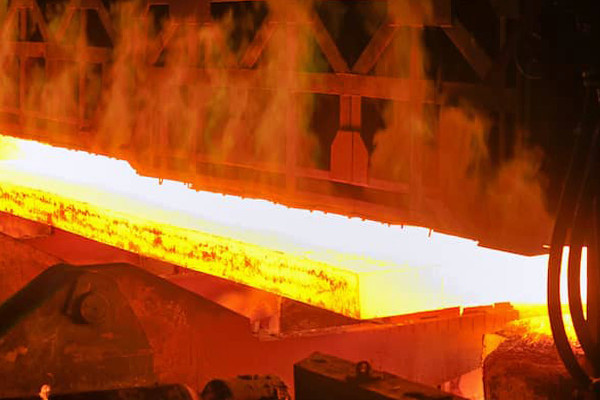 Водовоздушные форсунки создающие направленный туман для охлаждения прокатного листа