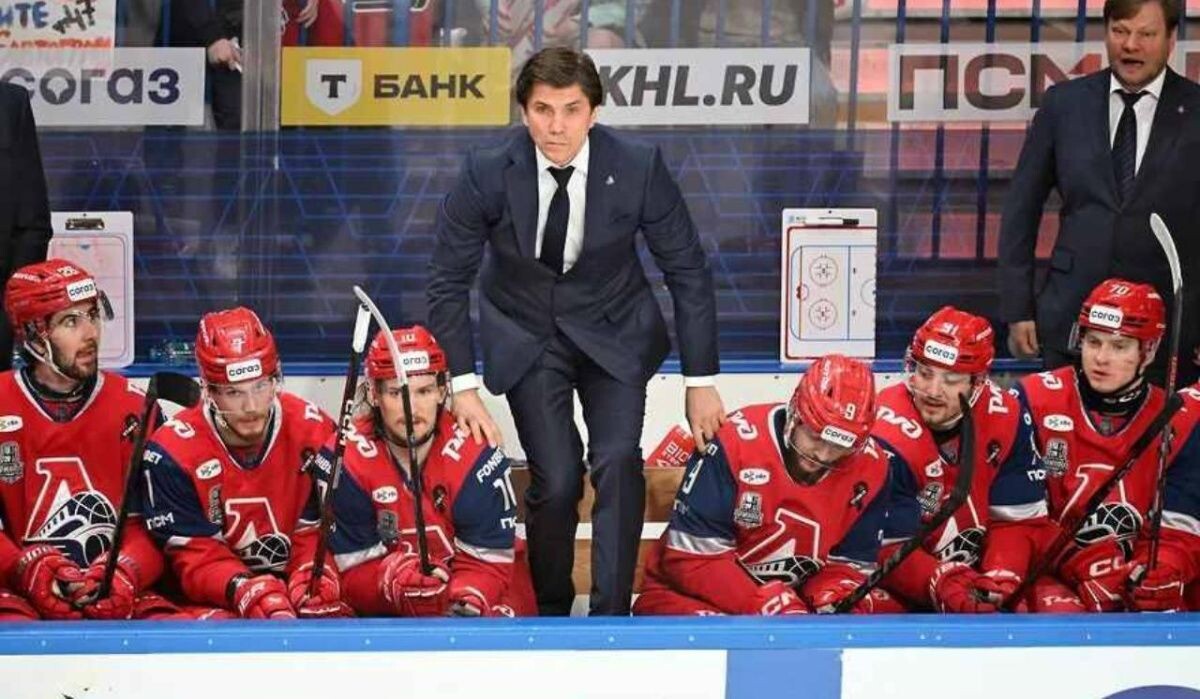     Игорь Никитин с командой. Источник: kommersant.ru Автор фото: Дмитрий Азаров