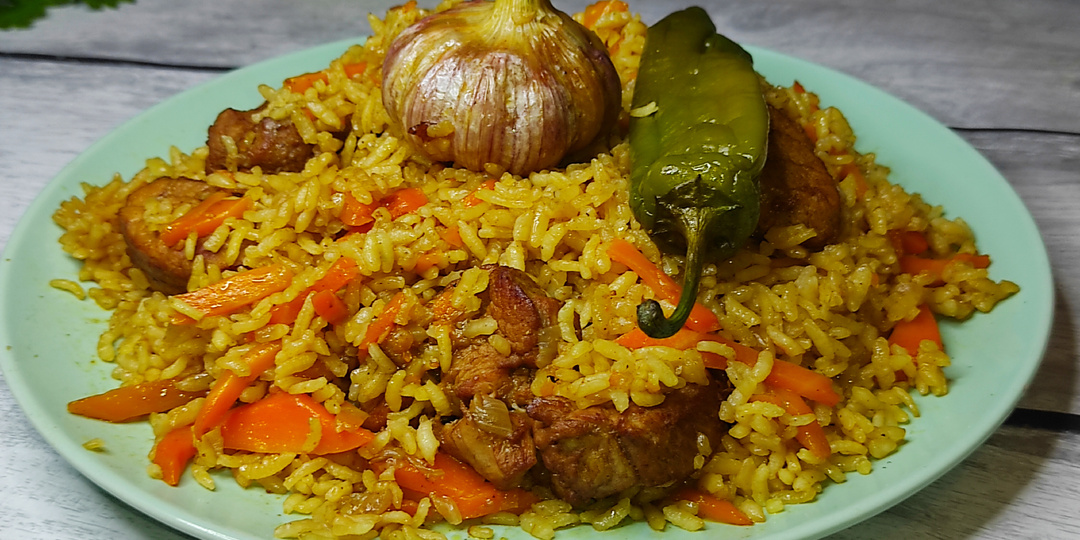 Рассыпчатый ПЛОВ на костре в КАЗАНЕ из свинины. Как правильно приготовить плов.