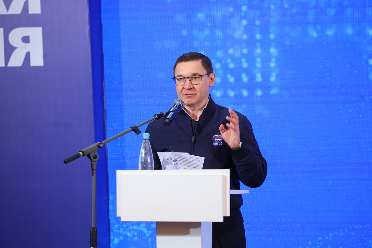 На фото: Владимир Якушев