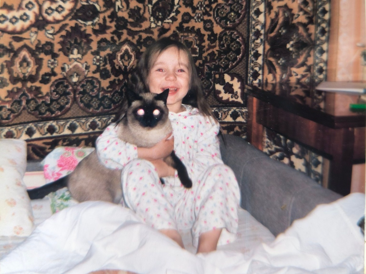 Барсик со старшей дочерью