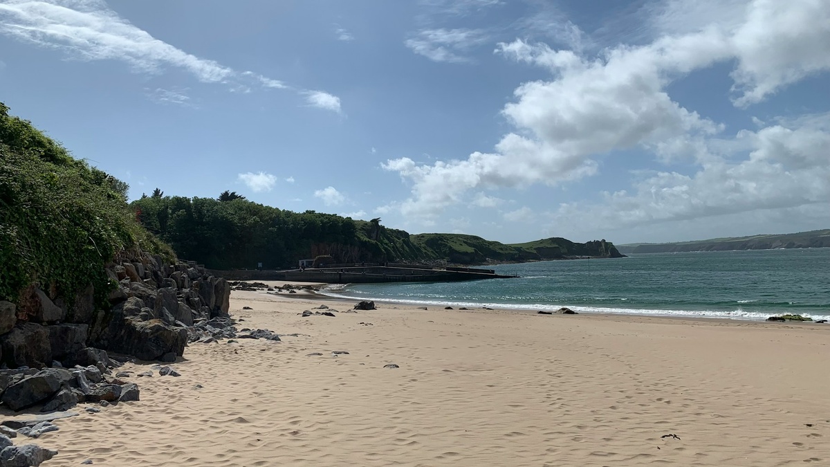 Фото с бесплатного фотостока https://unsplash.com, автор Andy Watkins