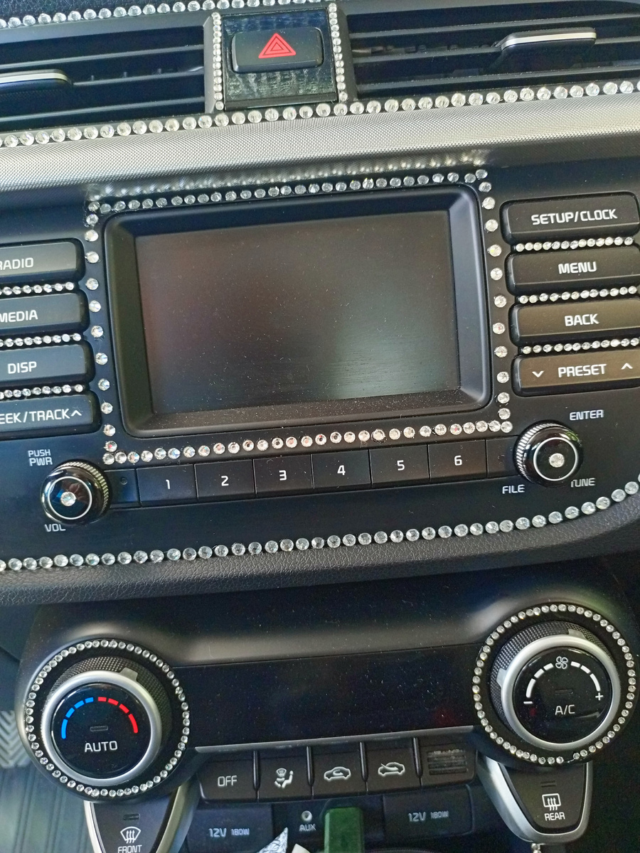 В салоне уменя теперь всё сверкает!