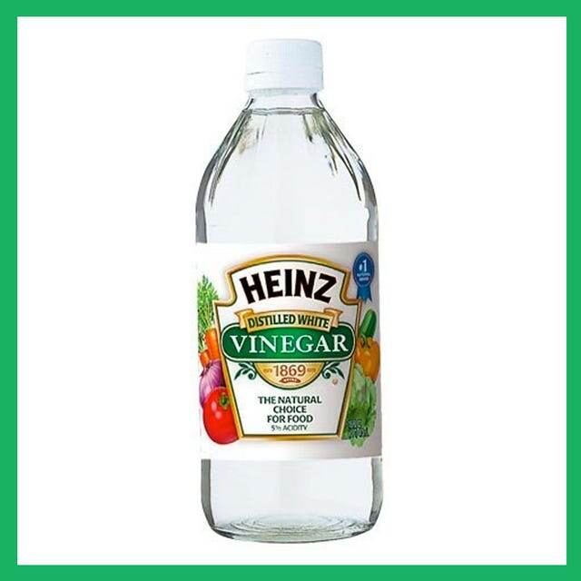 Сара СенисеросБелый Дистиллированный Уксус
Полученный в результате брожения зерна, он является самым крепким из уксусов и используется для консервирования продуктов и уборки.Купить сейчас